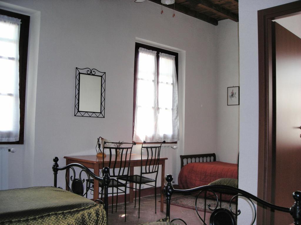 Agriturismo Cascina Roma Ozzero Ruang foto